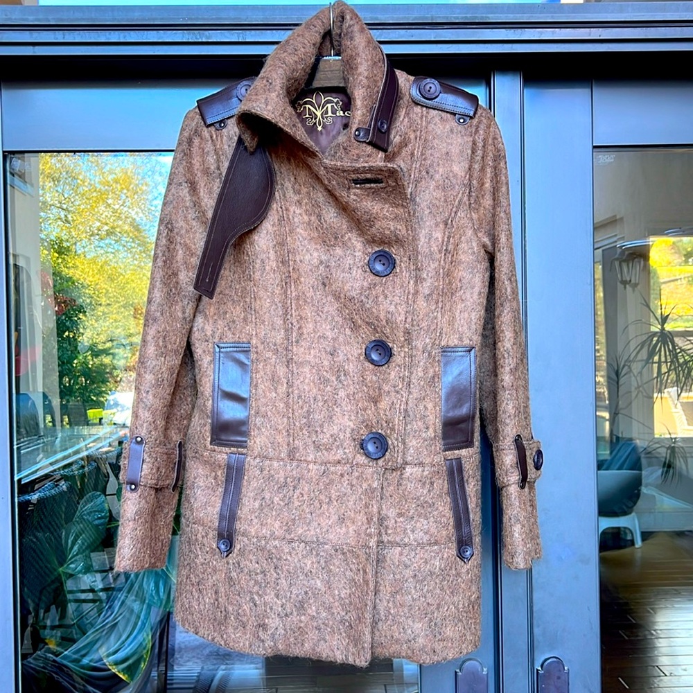 EUC Mackage wool/leather coat